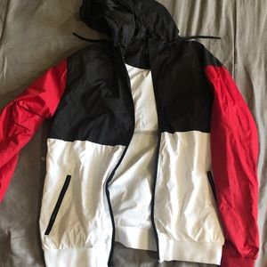 CSG windbreaker size L